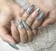 エーネイル(A nail)