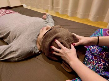 ビーラボ 武蔵小山店/仰向け（首、肩、頭）