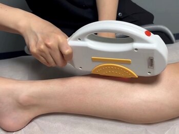 ラシックヘア 三木本店(LASSIC HAIR)の写真/初回半額☆痛みを感じにくい光脱毛/月１回ペースの来店/NPL方式/キッズ&メンズにもオススメ♪（VIOは除く）