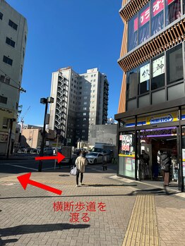 ツインネイル 名古屋駅店(twin.nail)/一つ目の通りにミニストップ。