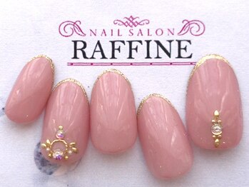 ネイルサロンアンドスクール ラフィーネ 池袋店/ラメフレンチネイル◆¥6990