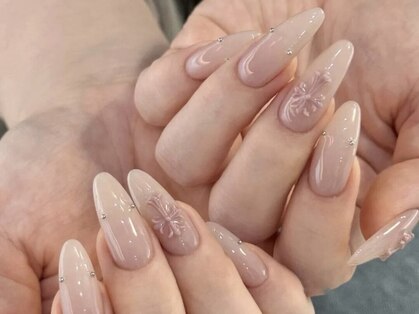 Angel nail【ジェルネイル/長さ出し/マグネット】の写真