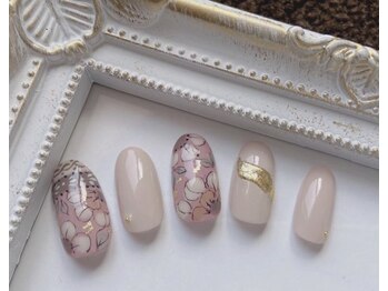 くすみカラーネイル