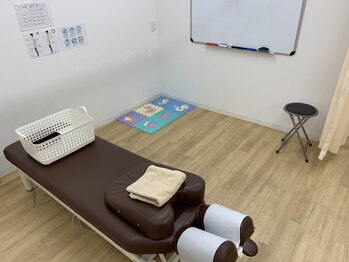 くまのみ整骨院 蕨川口芝院/子供と一緒に！