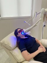 ホワイトニングショップ 船橋店/(6)LEDライトの照射