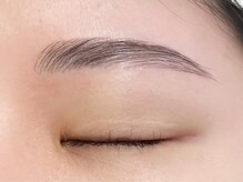 『毛流れを自由自在に動かせる』眉癖改善でより美しい眉毛に！