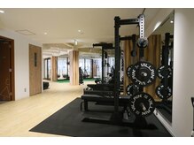 エクシムプラス 東札幌店(EXIM＋)の雰囲気（清潔で落ち着く空間。初心者でも安心して通える雰囲気です。）