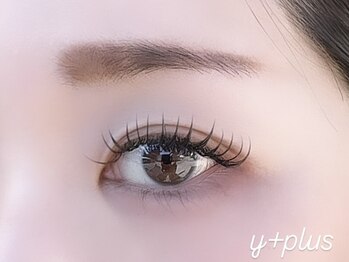 ワイプラス(Y + plus)の写真/実力派のプロによる施術！軽量×モチの良さ自信あり★種類豊富なメニューであなたに合う目元を叶えます♪