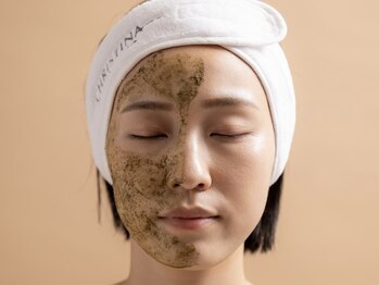 シャイネル(SHYNELL)の写真/【男性利用OK】即効性の高いピーリングで毛穴ケア。再生で導く毛穴改善！誰もが触れたくような肌に◎