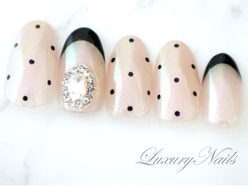 ラグジュアリーネイルズ カワグチ(Luxury Nails Kawaguchi)/ガーリー*フレンチネイル
