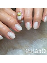 スマイル ネイル ラボラトリー(Smile nail laboratory)/#ホワイトネイル