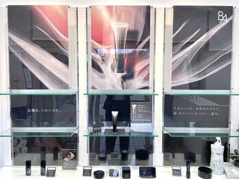 ポーラ ザ ビューティ ルルポ泉ケ丘店(POLA THE BEAUTY)/今月のディスプレイ