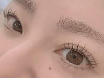 ソイ(soi.)の写真/丁寧なカウンセリング&高技術でモチに定評あり◎トレンドデザインや束感仕上げもお任せ♪目元を整え印象UP*