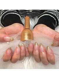 ラメグラ/ゴールド/華やかネイル