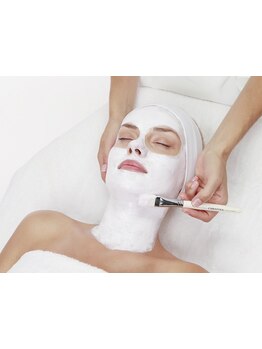 ホウレイ線・たるみ改善！予防ケア