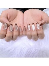 ラ レオ ネイル(La Leo Nail)/マグネット×グラデーション♪