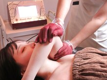 レアリゼ/バストアップしながら二の腕ケア