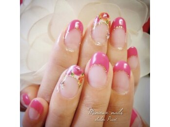 ミニュー(Minieux)/ガーリーフラワー