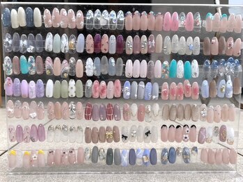 ワウビー(Wowvi)の写真/【21時まで営業】忙しい女性にシンプルだけど上品な指先に…♪お仕事で派手なネイルができない方も♪