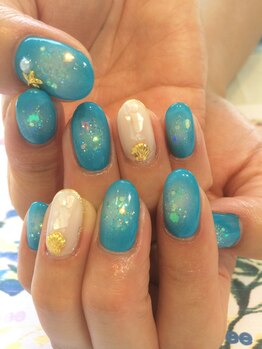 トータルサロン 白べぇーっ プラス/夏ネイル♪