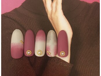 ネイルアンドアイラッシュサロン ボ ヌール(bo-nheur)/サンプルデザイン13