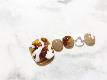 ネイルアンドアイラッシュサロン ミッタ(Mitta)/¥8200-