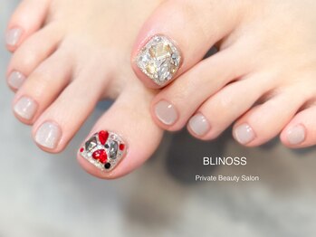 ブリノス(BLINOSS)/左右違いストーン☆フットネイル