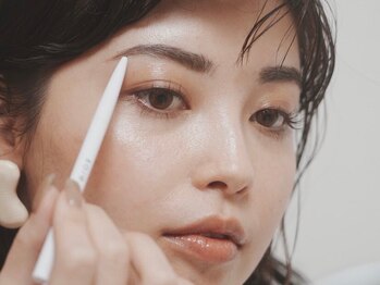 アンバイアオ 本町(UN by ao.)の写真/施術実績累計30000人突破☆ぼさぼさ眉が1時間で垢抜け眉に早変わり≪美眉アイブロウスタイリング¥5900≫