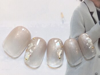 ハウスアンドアイラッシュ ネイル(House&eyelash nail)/冬の大人グラデ&シェル