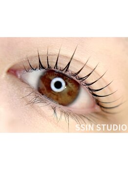 ボリュームのある目元にしたい