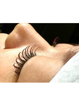 目の形にあったエクステ提案が得意