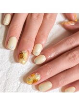 ラウ(Lau)/フラワーネイル¥７７００