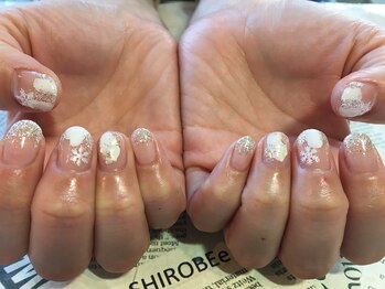 トータルサロン 白べぇーっ プラス/塗りかけネイル★