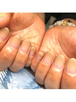 トータルサロン 白べぇーっ プラス/シンプルネイル