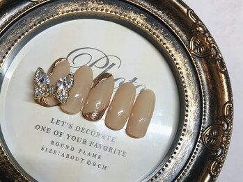 ソロルル ネイル(Sororuru Nail)/ミラーと蝶々ビジューネイル