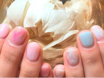 ニュアンスネイル。