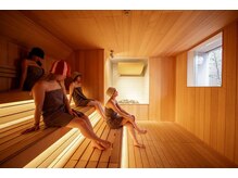 渋谷サウナス(SAUNAS)/洗練されたサウナ室