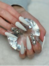 ナナラ(Nanara)/ロング×白ワンカラー