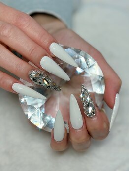 ナナラ(Nanara)/ロング×白ワンカラー