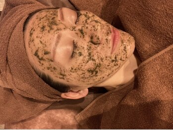 ニコ(nico.)の写真/速攻ツル肌実感!ハーブピーリングでダウンタイムなく、憧れ美肌を叶えます☆
まつげパーマ/ヘッドスパ