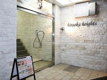 サロン モモコ(momoco)/入口