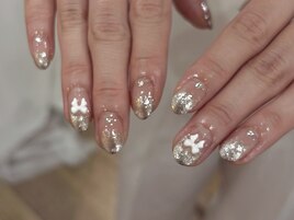 シルバーラメグラにミニリボン