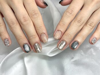 ケーエヌ(KN)/ミラーブラックネイル