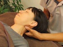 しらとりスポーツサポートマッサージ 鍼灸院 神田/マッサージ整体/首・肩こり