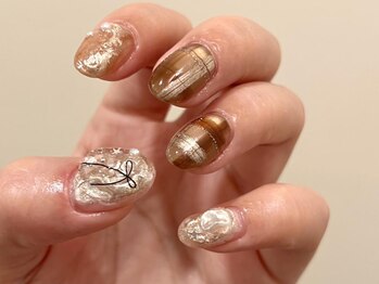 クプ アイラッシュプラス(qup)/持ち込み◎120分やり放題