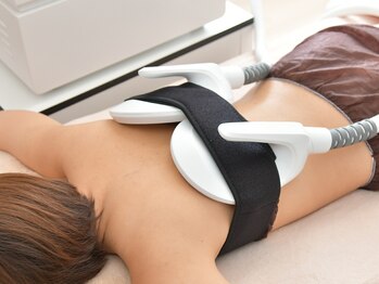 ウェリナ(Welina)/ボディスカルプト/痩身/筋トレ