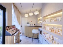 プリュ(Pul)の雰囲気（提携の化粧品店での専門的なパーソナルカラーも受けることが可能）