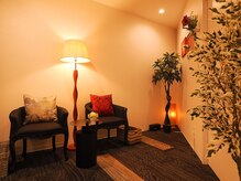 コンフォート(comfort)の雰囲気(リラクゼーションを促す、落ち着いた雰囲気の店内です)