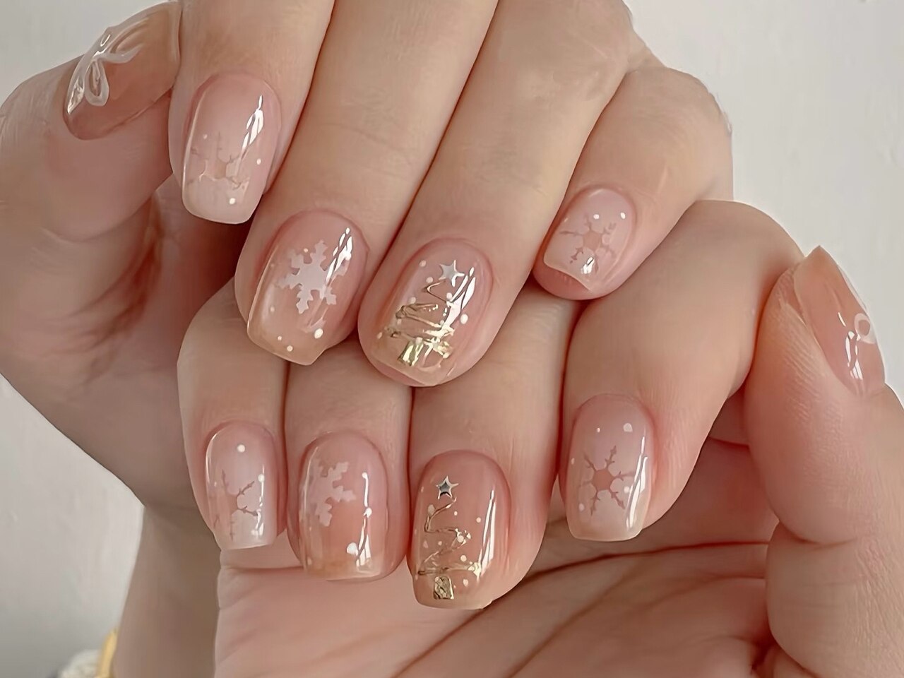 2026年冬トレンド】ホワイト ワンカラーのネイルデザイン集｜人気順｜5