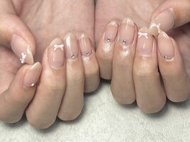 シンプルちゅるんネイル